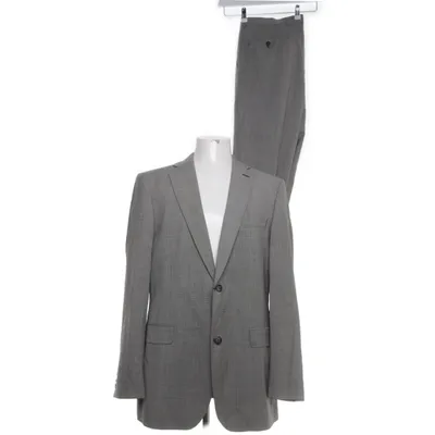 Suit (Black, White) from Oscar Jacobson