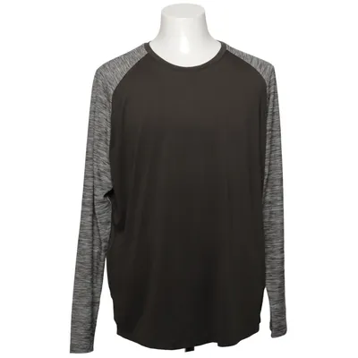 Long sleeve T-shirt (Green, Gray) from Studio Total Elastane, Polyester