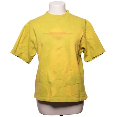 T-shirt (Gul) från Stockholm (Surfboard) Club Ekologisk bomull