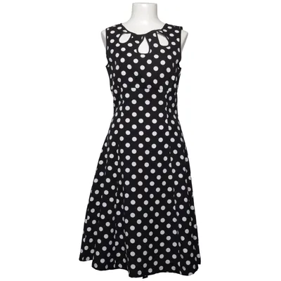 Robe (Noir, Blanc) de Banned Apparel Polyester