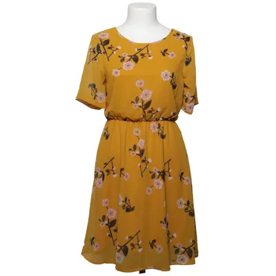 Kjole (Gul, Flerfarvet) fra Vero Moda Genanvendt polyester