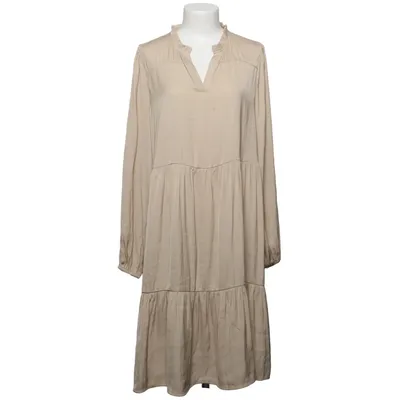 Klänning (Beige) från Soyaconcept Återvunnen polyester