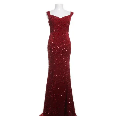 Aftonklänning (Röd) från Fashion Nova