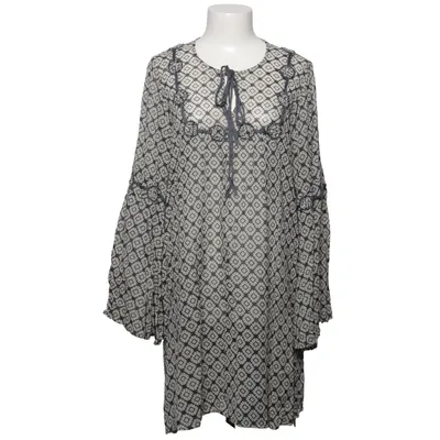 Kjole (Grå, Hvid) fra 60 days Viscose