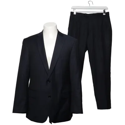 Costume (Gris) de Ströms Laine