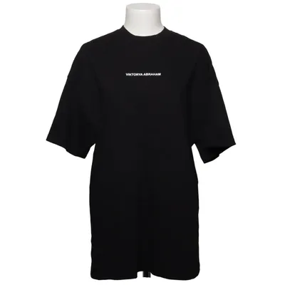 T-shirt (Svart) från Viktorya Abraham Bomull