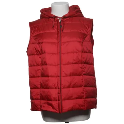 Outer vest (Red) from Strandfein Polyamide, Polyester