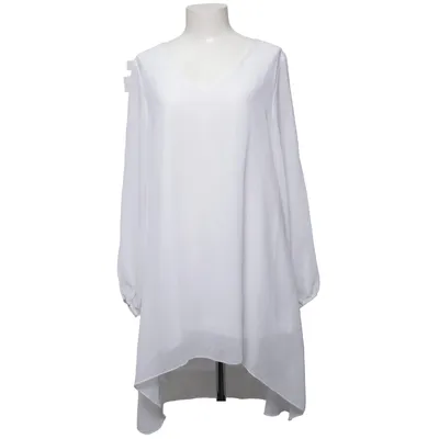 Blouse (White) from DJT