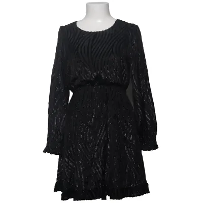 Robe (Noir) de Urban Pioneers Polyamide, Polyester, Viscose