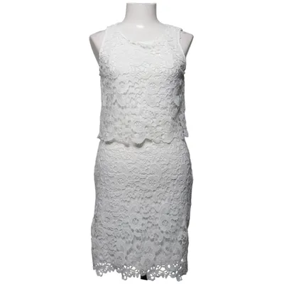 Robe (Blanc) de Woolworths Polyester