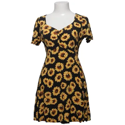 Kjole (Sort, Gul) fra Cropp Viscose