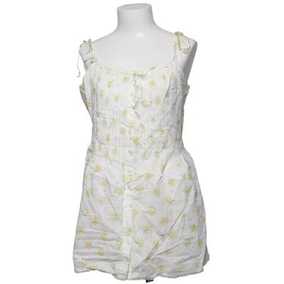 Kimchi Blue second hand | Shop second hand online easily on Sellpy.com.