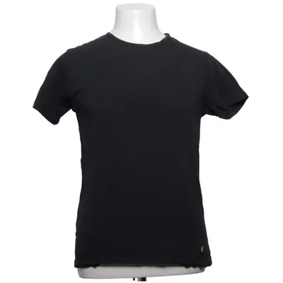 T-shirt (Black) from Lyle & Scott