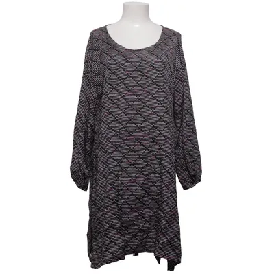 Robe (Noir, Rose, Blanc) de Masai