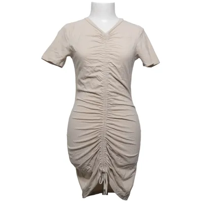 Kjole (Beige) fra Glamorous Care