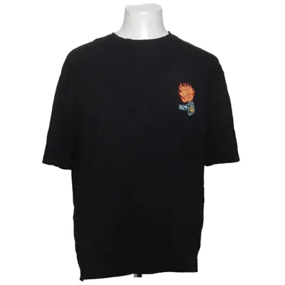 T-shirt (Black) from Yourturn