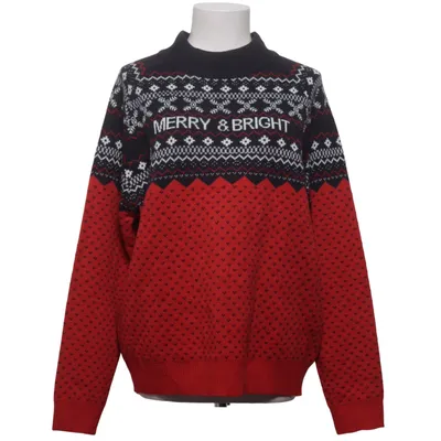 Christmas sweater (Red, Black, White) from Avenue Acrylic