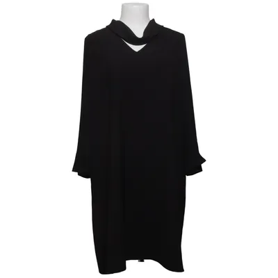 Dress (Black) from Tinta Style