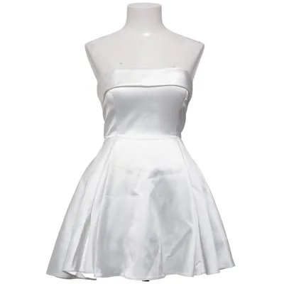 Robe de cocktail (Blanc) de Meshki Polyester