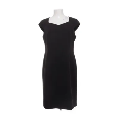 Robe (Noir) de Your Sixth Sense