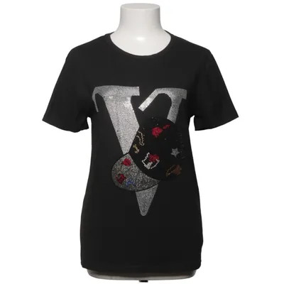 T-shirt (Black) from Chase