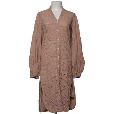 Robe (Beige) de Blond Hour