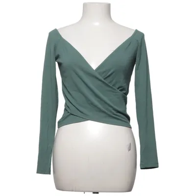 Wrap top (Green) from Pamela x NA-KD Lyocell, Polyester