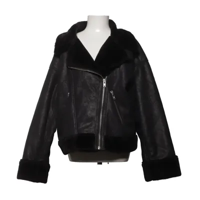 Veste en peau de mouton retournée (Vegan Shearling Bike) de Junkyard Polyester