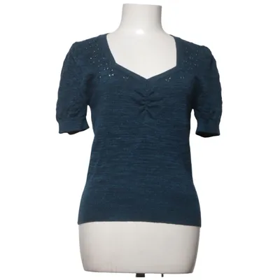 Top (The Sweetheart Knit Top) from Emmy Wool