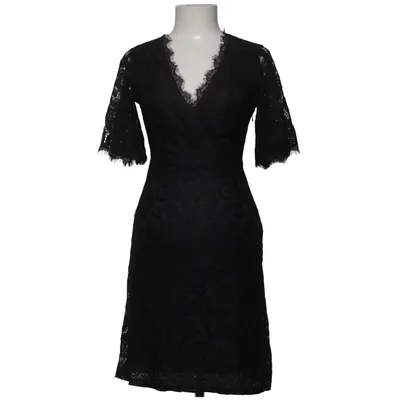 Robe (Noir) de Yuni Élasthane, Polyester
