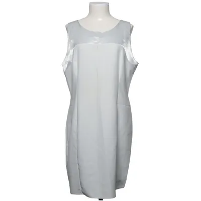 Klänning (Vit) från Randigarutan Polyester