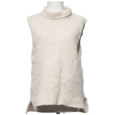 Spencer (Beige) van EseOese Acryl, Alpacawol, Polyamide