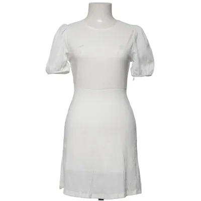 Robe (Blanc) de Grace & Chili