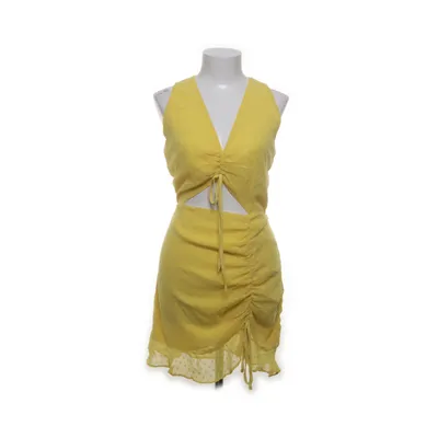 Robe portefeuille (Jaune) de Lasula Polyester