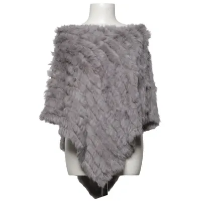 Pels Poncho (Grå) fra Maclauren Akryl, Pels