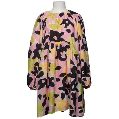 Klänning (Rosa, Gul, Svart, Flerfärgad) från Stine Goya Återvunnen polyester