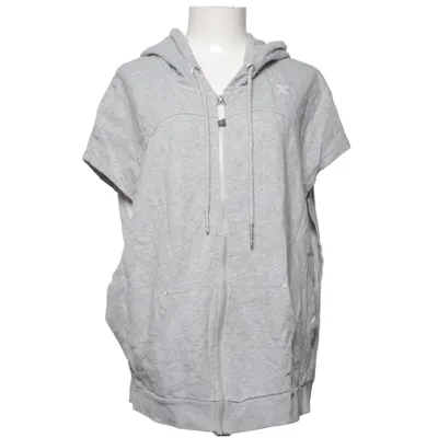 Korte mouwen capuchon sweater (Grijs) van OnePiece Katoen