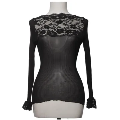 Top (Black) from Lisanza