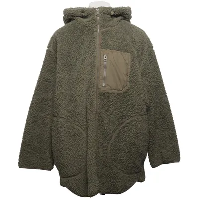 Fleece jacket (teddy jacket, sherpa jacket, fleece jacket,
hooded jacket, zip up jacket,
oversized jacket, relaxed fit, comfy clothing,
khaki jacket, green jacket, neutral tones,
soft fleece, warm jacket, cozy wear,
winter jacket, autumn jacket, layering piece,
casual jacket, everyday wear,
streetwear style, urban fashion,
minimal aesthetic, clean design, modern style,
unisex style, versatile piece,
outdoor jacket, practical wear,
trendy jacket, tiktok fashion, pinterest style,
comfortable outfit, lounge wear,
cozy essential, wardrobe staple) from H&M Polyester