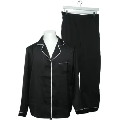 Pyjamas (Svart) från CCDK Återvunnen polyester