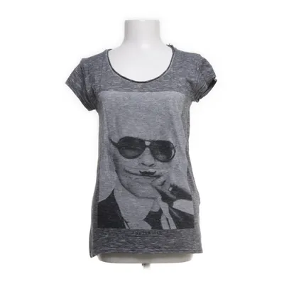 T-shirt (Gray) from Life is a Joke