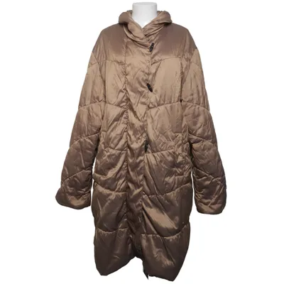 Vinterfrakke (Beige) fra Luhta Polyamid, Polyester