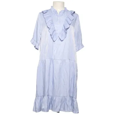 Klänning (AMY DRESS) från Continue Polyester, Viskos