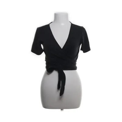 T-shirt (Svart) från Edited Modal, Polyester