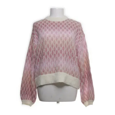 Sweater (White, Pink) from YAS Acrylic