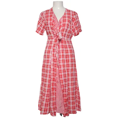 Robe (Rouge, Blanc)