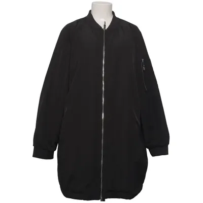Jacka (Svart) från Zizzi Polyester