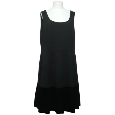 Kleid (Schwarz) von Simply Be Elasthan, Polyester, Viskose