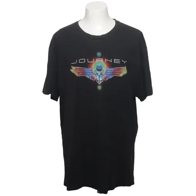 T-shirt (Black) from Goodie Two Sleeves Cotton