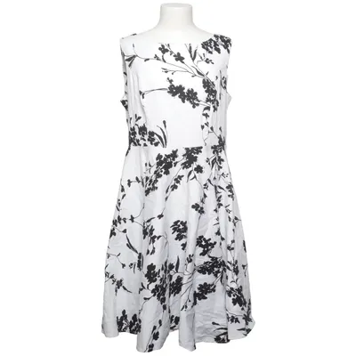 Robe (Blanc, Noir) de Grace Karin